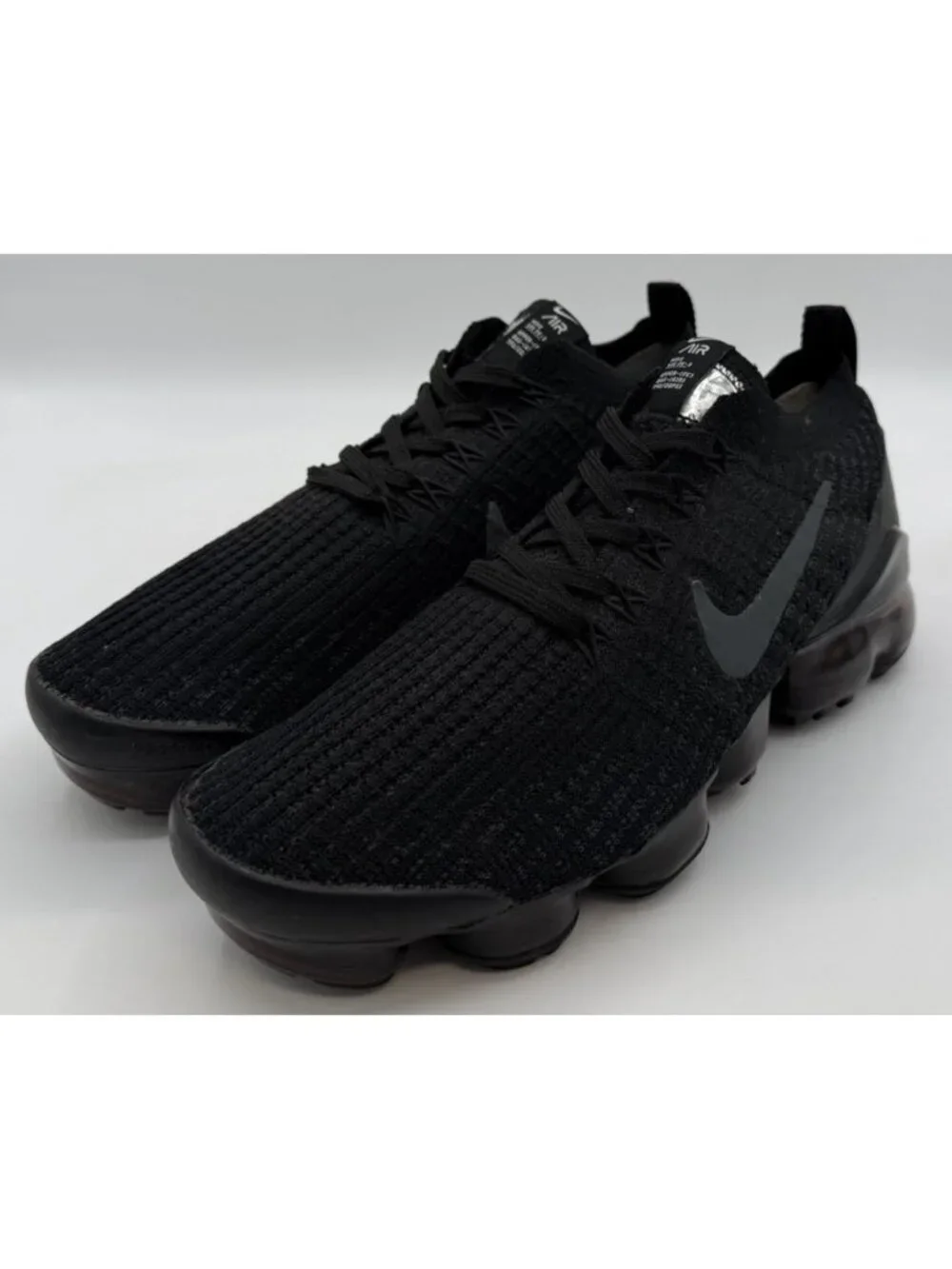 Nike Air Vapormax Flyknit 3 Mens Size 7 Triple Black Running Shoes AJ6900-004